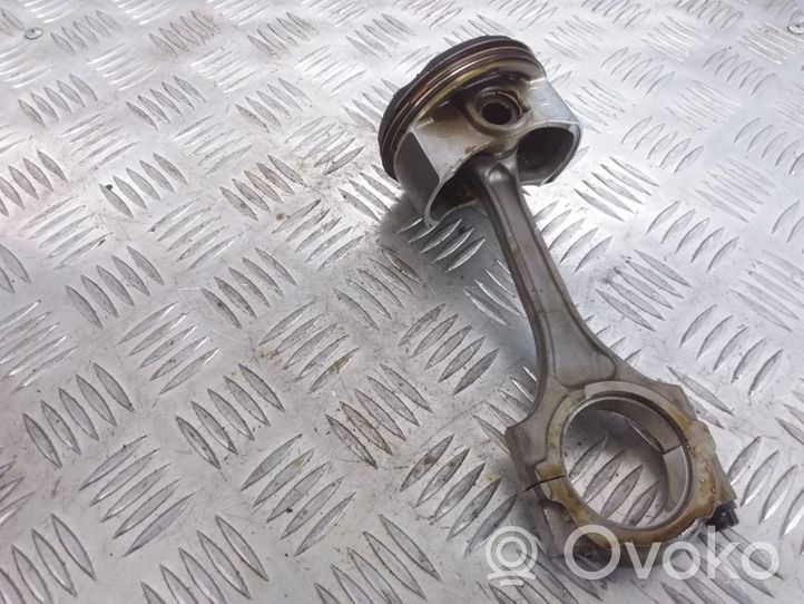 Toyota Verso Piston avec bielle 073835