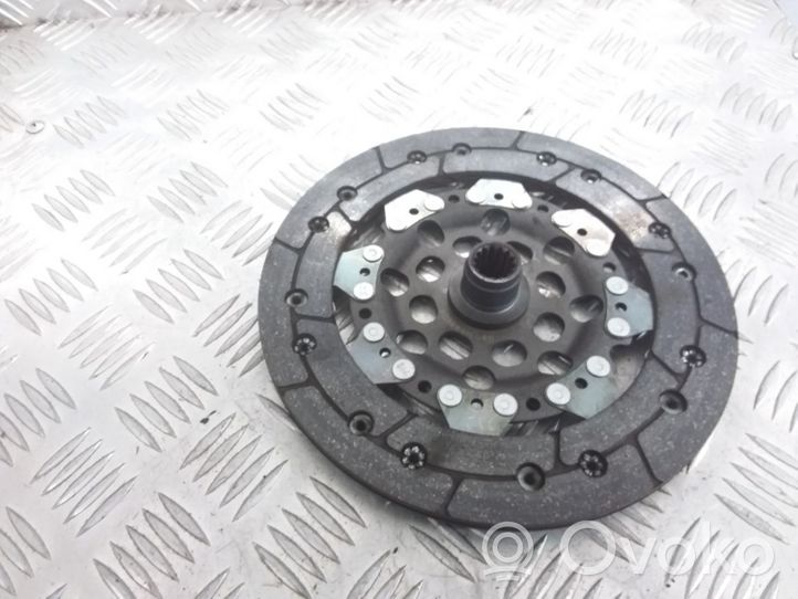 Opel Corsa C Clutch pressure plate 322035210