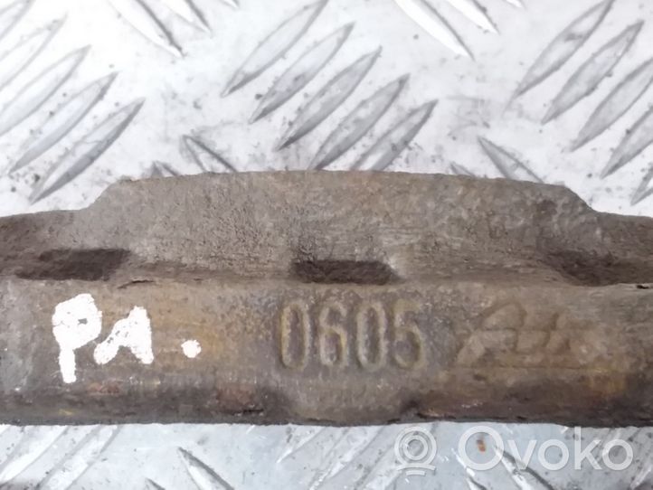 Opel Signum Supporto della pinza del freno anteriore 0605