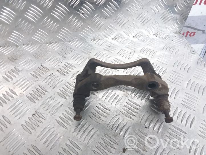 Volkswagen Golf III Supporto della pinza del freno anteriore 