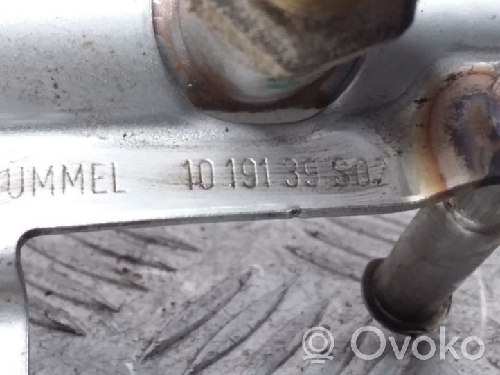 Audi Q3 8U Kraftstoffverteiler Einspritzleiste Verteilerrohr 06J133317M