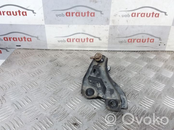 Honda CR-V Rear differential/diff mount bracket 