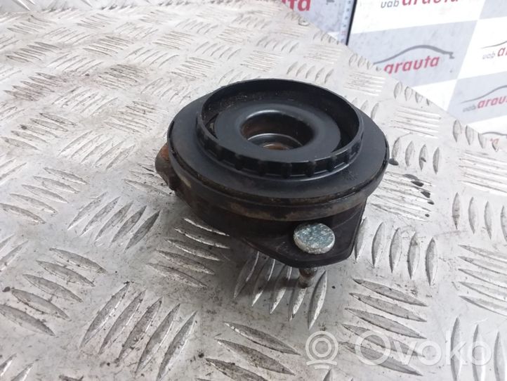 Ford Focus Supporto per montante superiore anteriore F232816