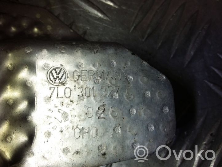 Volkswagen Touareg I Pakokaasulämmön lämpökilpi 7L0301327C