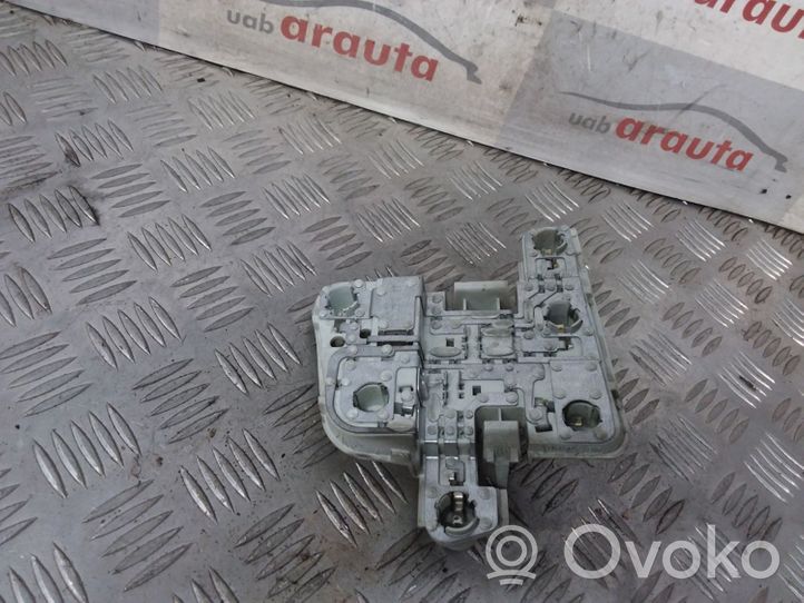 Volvo S40 Parte del faro posteriore 28139007