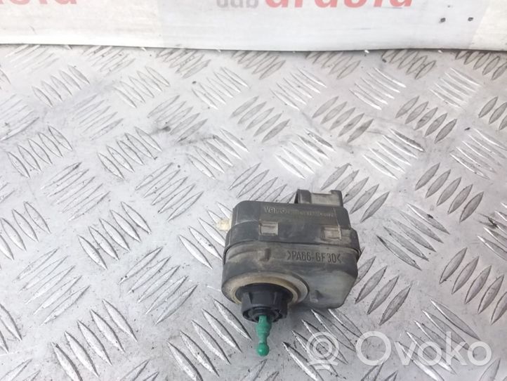 Renault Megane I Moteur de réglage du niveau des phares 7700840141