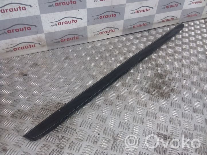 Mercedes-Benz E W210 Rivestimento portellone A2107400493