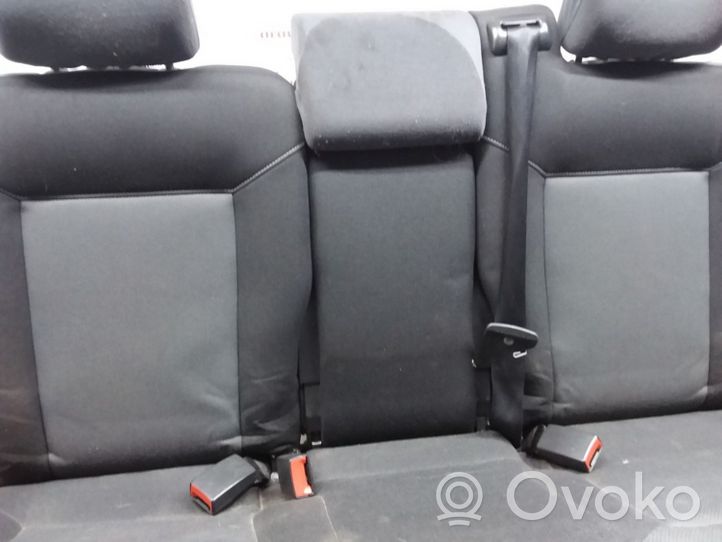 Opel Zafira B Kit intérieur 