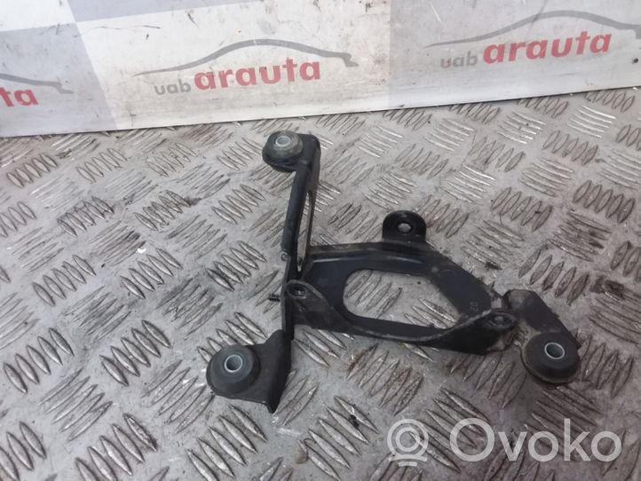 Audi A4 S4 B5 8D Supporto pompa ABS 