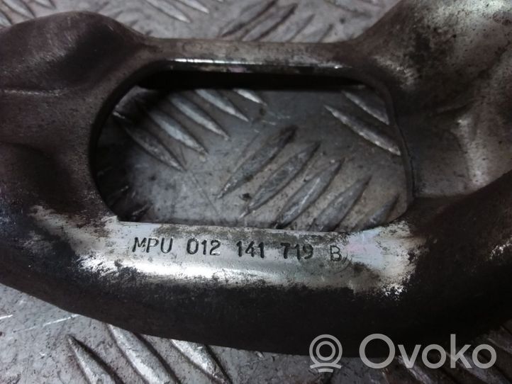 Audi A4 S4 B5 8D Clutch release arm fork 012141719B