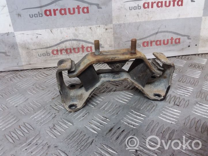 Subaru Legacy Coussinet de boîte de vitesses 41022AA180