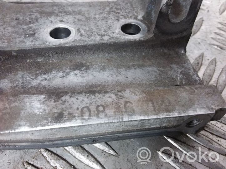 Subaru Legacy Supporto della pompa del carburante 081612