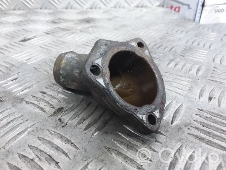 Ford Focus Tubo flessibile del liquido di raffreddamento del motore 96FF8594AB