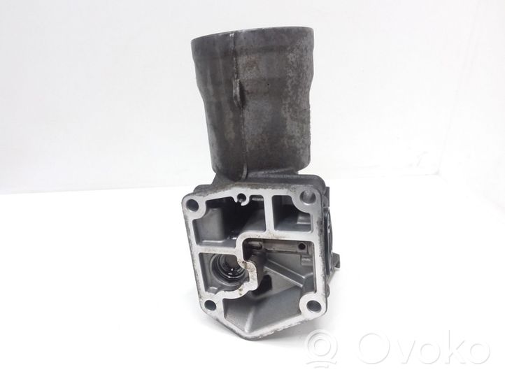 Volkswagen Polo Oil filter mounting bracket 045115389K