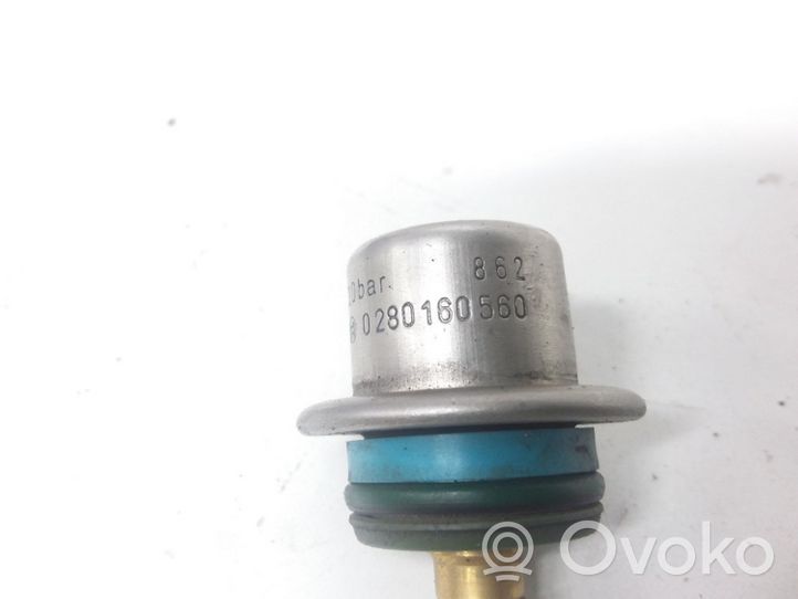 Peugeot 406 Regulator ciśnienia paliwa 0280160560