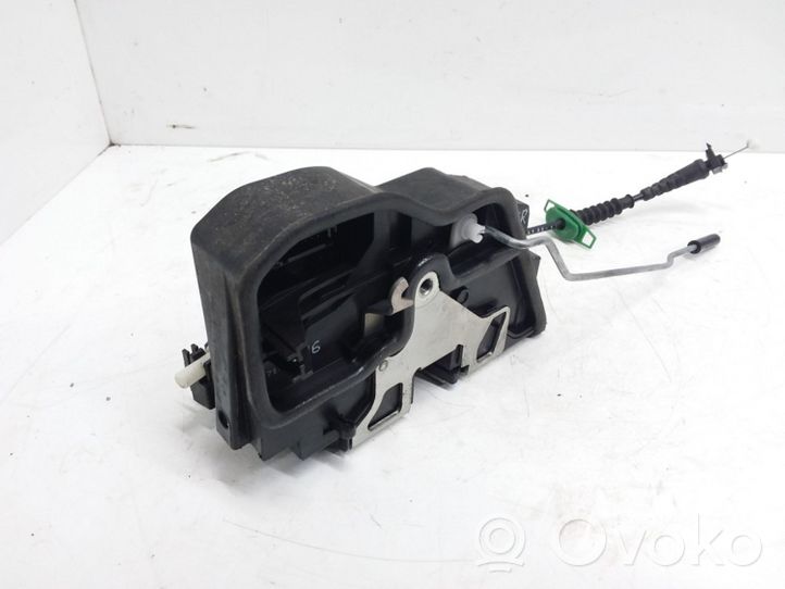 BMW 5 E60 E61 Cerradura de puerta trasera 7167076