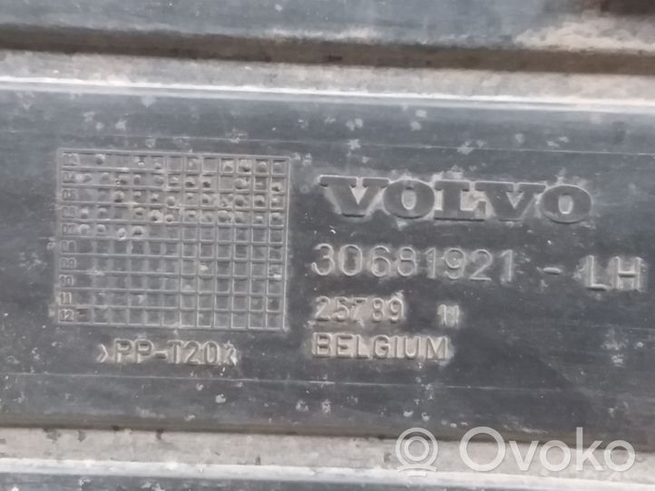 Volvo C30 Osłona tylna podwozia 30681921