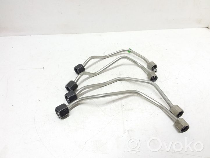 Ford Grand C-MAX Fuel injector supply line/pipe 