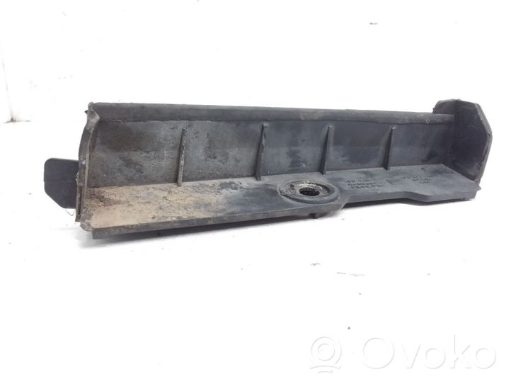 Seat Leon (1P) Staffa paraspruzzi anteriore 1P0821146A