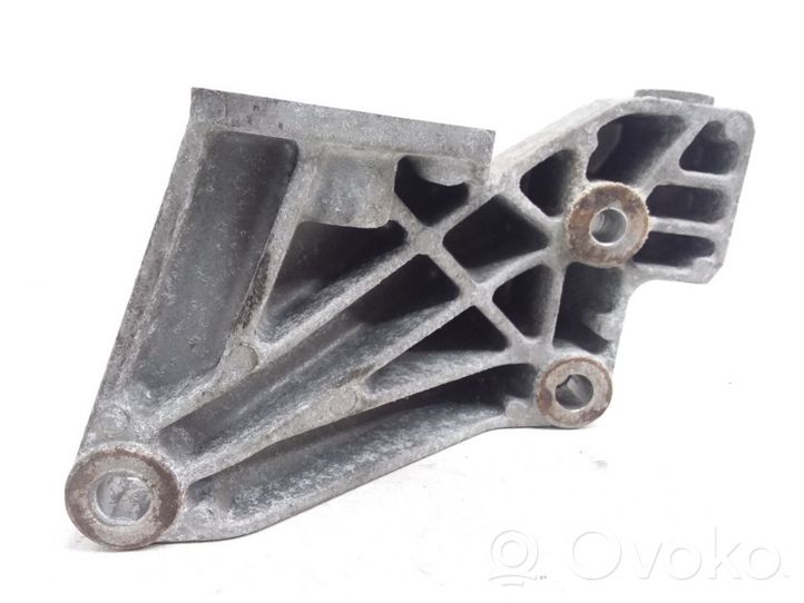 Opel Signum Support de générateur / alternateur 90571112