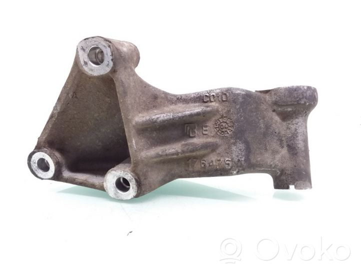 Alfa Romeo GT Gearbox mounting bracket 46458792