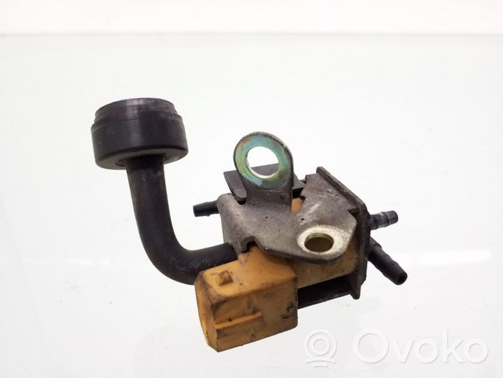 Mercedes-Benz C W202 Vacuum valve 52793101