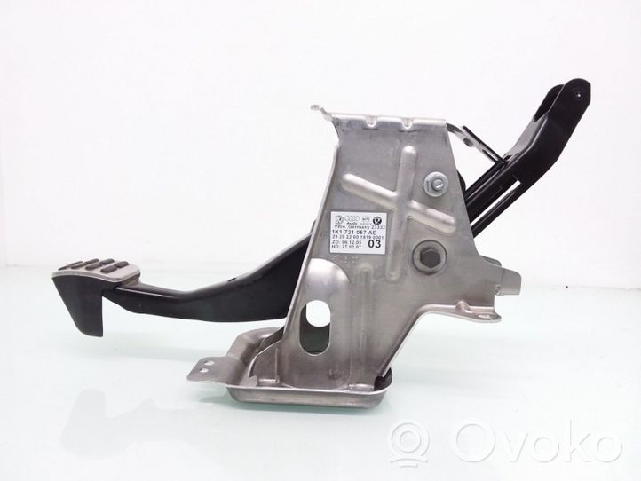 Volkswagen Eos Brake pedal 1K1721057AE