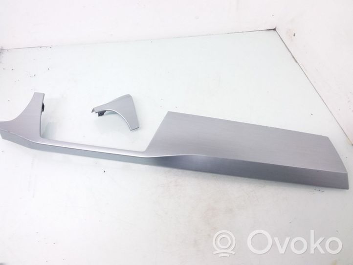 Skoda Fabia Mk3 (NJ) Rivestimento del vano portaoggetti del cruscotto 6V1858417A