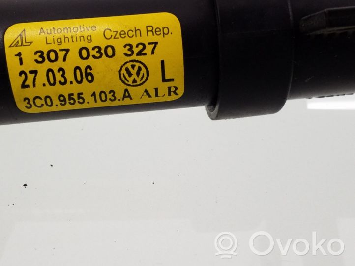 Volkswagen PASSAT B6 Difusor de agua regadora de faro delantero 3C0955103A