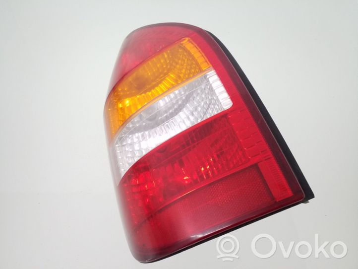 Opel Zafira A Lampa tylna 62280