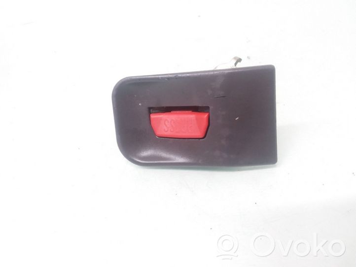 BMW 7 E38 Boucle de ceinture de sécurité arrière 8125845