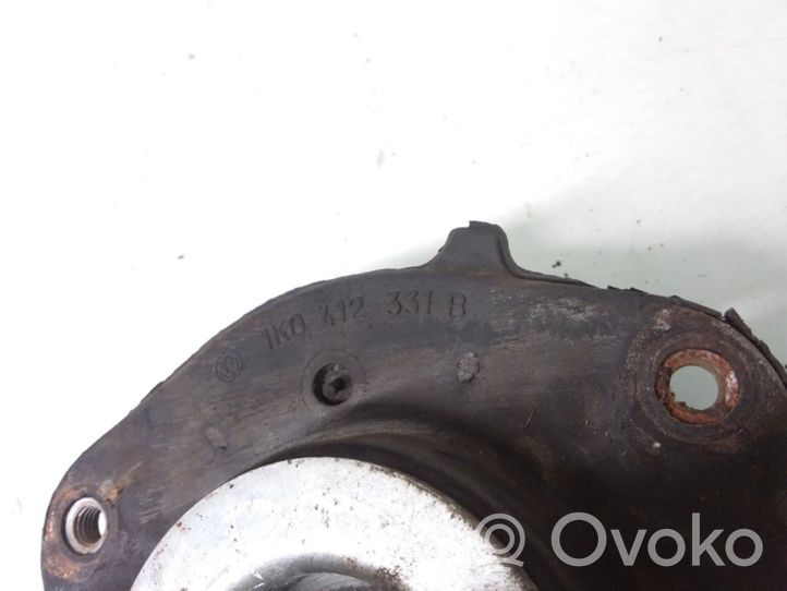 Audi A3 S3 8P Soporte de puntal superior delantero 1K0412331B