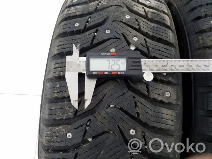 Volkswagen PASSAT B5 R15 winter/snow tires with studs KUMHOWINTERCRAFTICEWI31