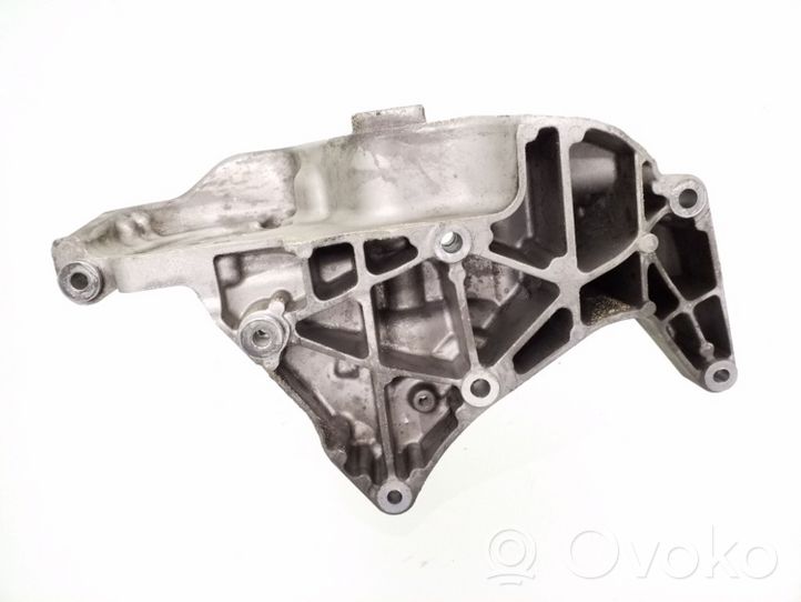 Volvo V60 Fuel pump bracket 31401103