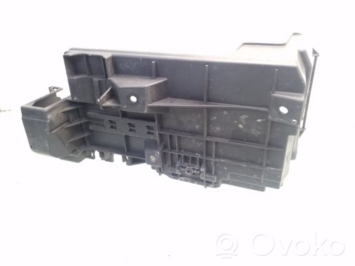 Opel Vectra C Battery tray 24413805