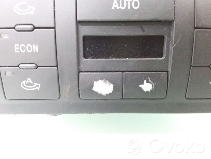 Audi A6 S6 C5 4B Gaisa kondicioniera / klimata kontroles / salona apsildes vadības bloks (salonā) 4B0820043AP