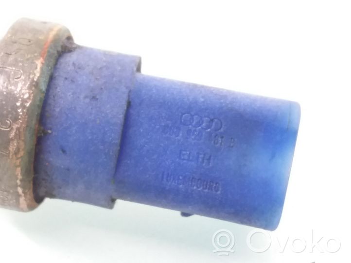 Audi A6 S6 C5 4B Sonde de température de liquide de refroidissement 8D0959481D