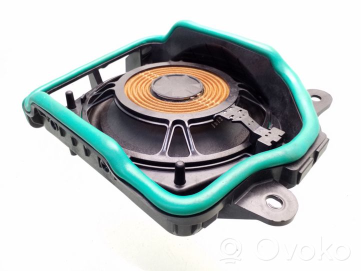 BMW 7 G11 G12 Subwoofer-bassokaiutin 6801076