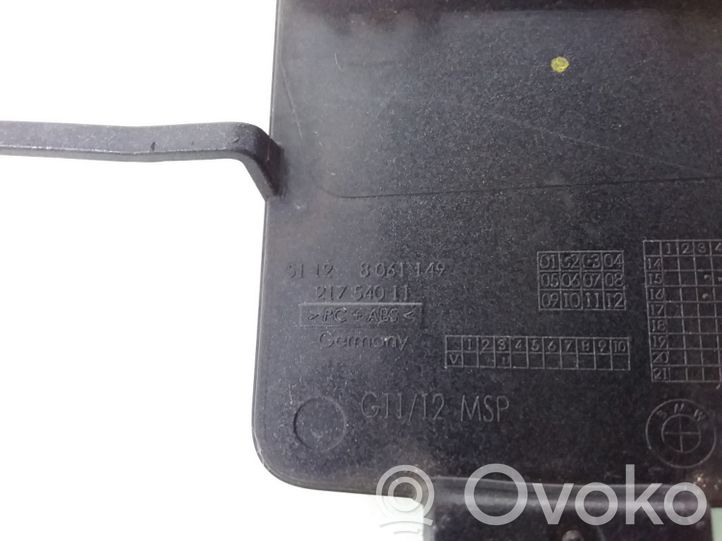 8061149 BMW 7 G11 G12 Rear bumper row hook cap/cover, 15.00 € | RRR 
