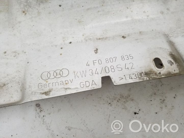 Audi A6 Allroad C6 Moulure inférieure de pare-chocs arrière 4F0807835