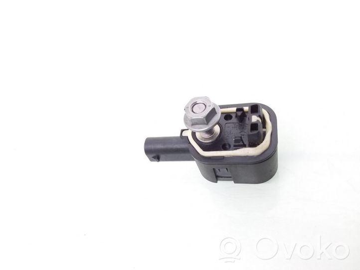 BMW X5 F15 Airbagsensor Crashsensor Drucksensor 9224178