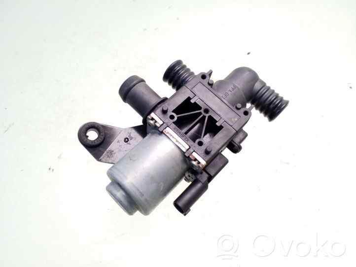 BMW X5 F15 Valvola di regolazione del liquido di raffreddamento e del riscaldatore 6950257