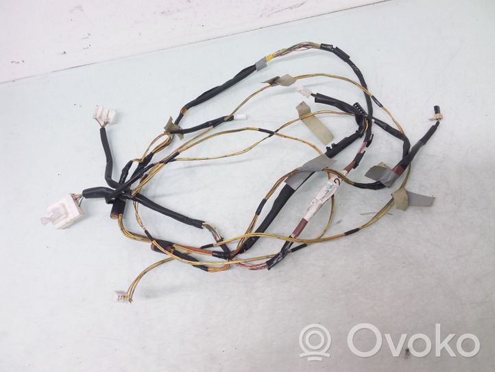 Toyota Avensis T250 Otros cableados 8217105220