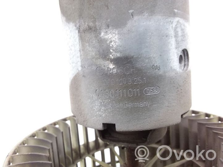 BMW 5 E34 Ventola riscaldamento/ventilatore abitacolo 0130111011