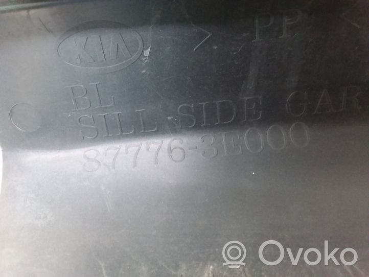 KIA Sorento Garniture de jupe latérale arrière 877763E000