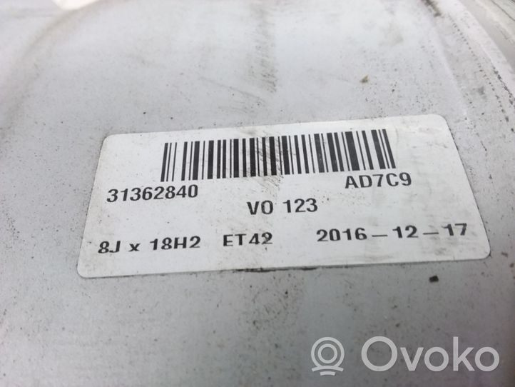 Volvo XC90 Felgi aluminiowe R18 31362840