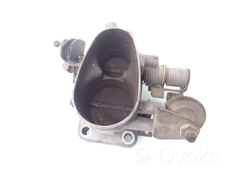 Audi 80 90 B3 Clapet d'étranglement B7200026J8913