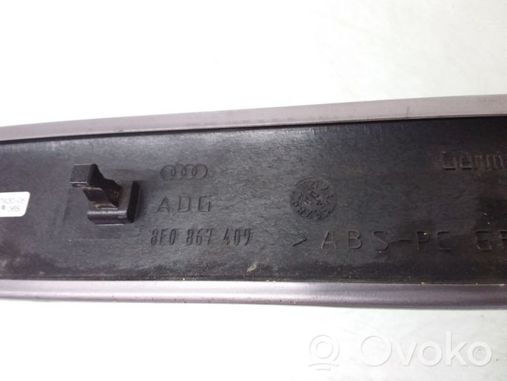 Audi A4 S4 B7 8E 8H Barra di rivestimento della portiera anteriore 8E0867409