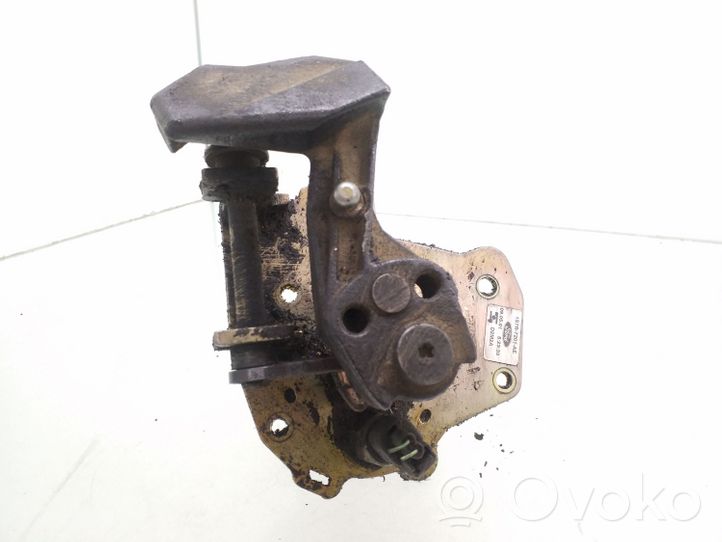 Ford Mondeo Mk III Gear selector/shifter in gearbox 1S7R7201AE