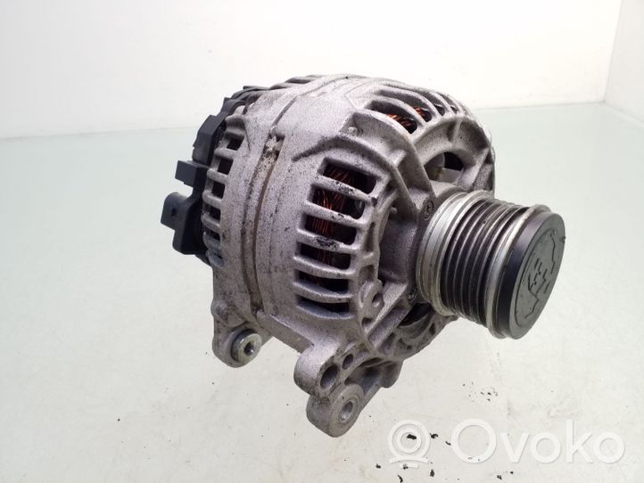 Volkswagen Golf V Generatore/alternatore M11152797